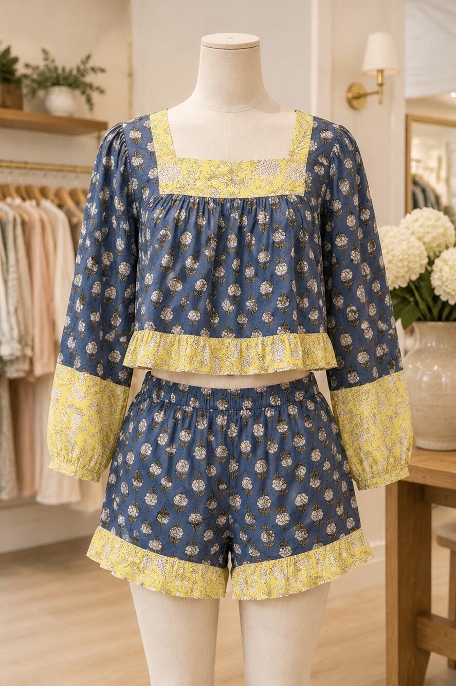 Pitusa Petite Contrast Ruffle Top & Shorts Set Small